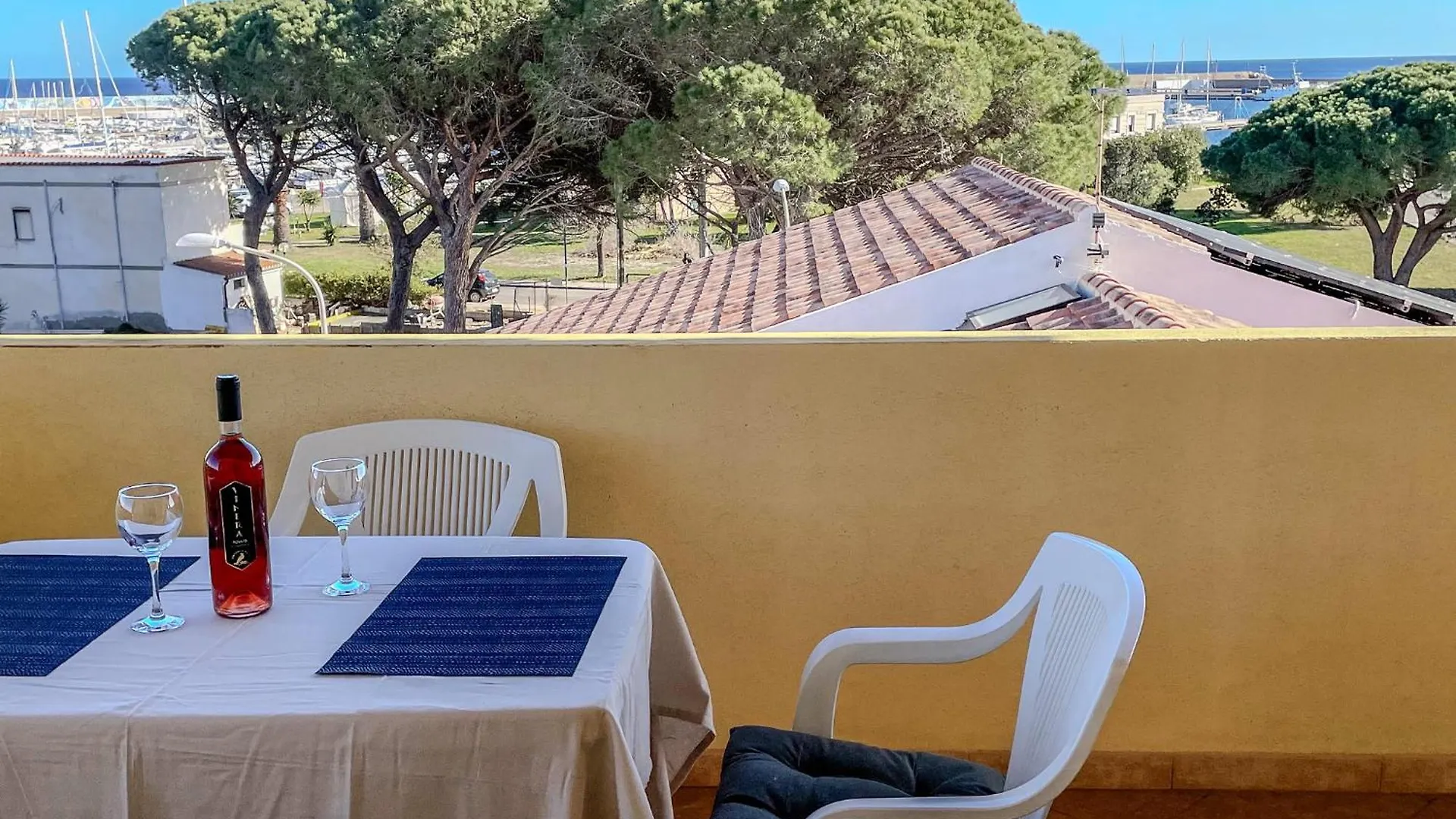 La Caletta Apartments - A 100 Mt Dal Porto  La Caletta